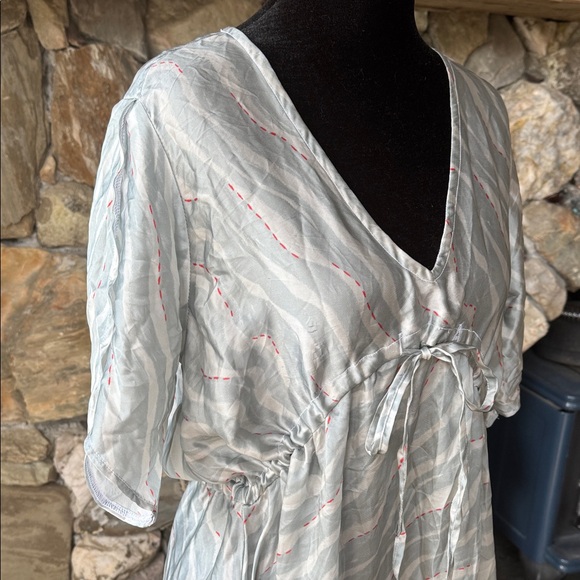 Reistor The Beach to Bar Gray Zebra Striped Maxi Dress Size M/L - Picture 6 of 12